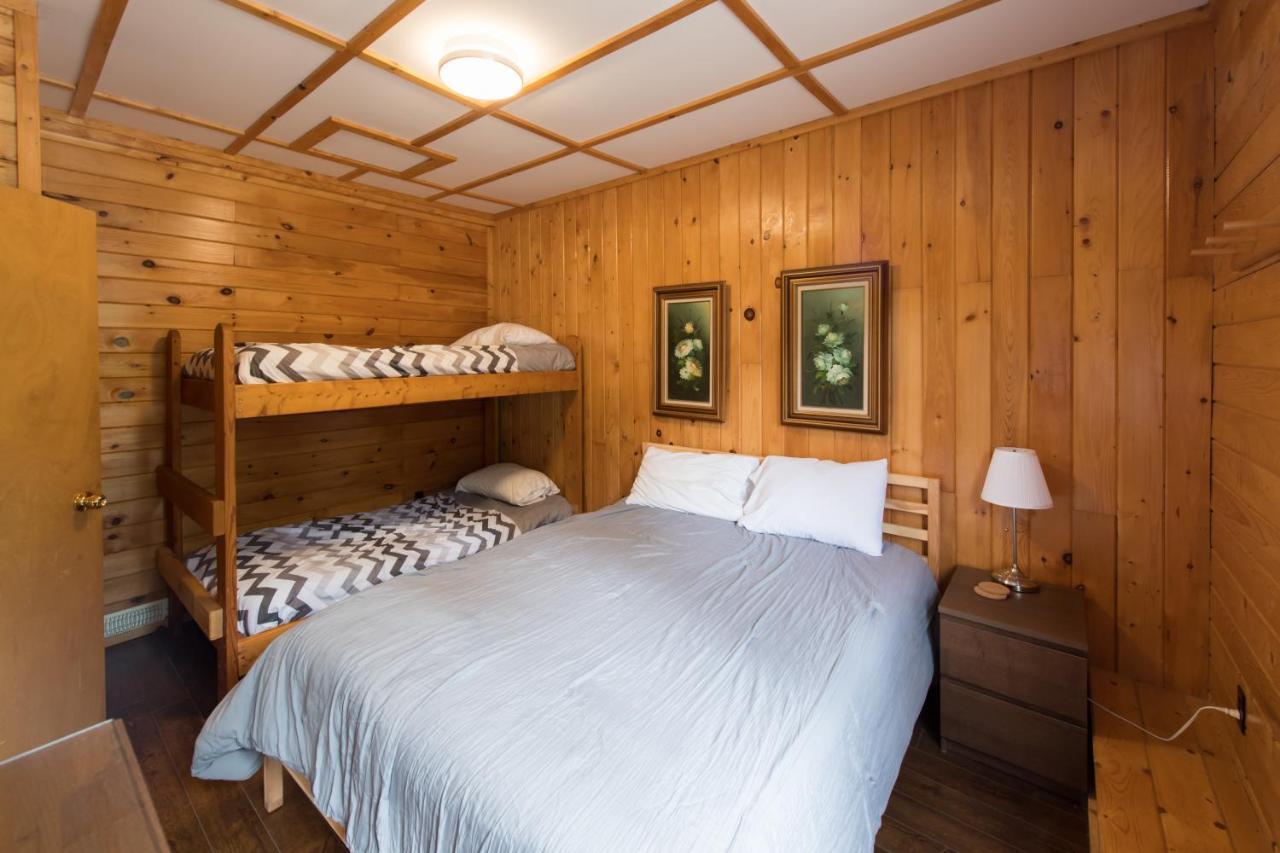 Madawaska Lodge-Cottage Exterior photo